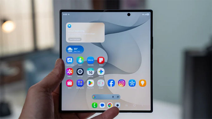 Galaxy Z Fold 8 Ultra sở hữu màn hình chính 8 inch