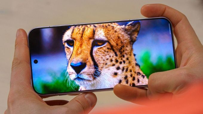 OnePlus 15 sở hữu màn hình BOE X2 thế hệ mới