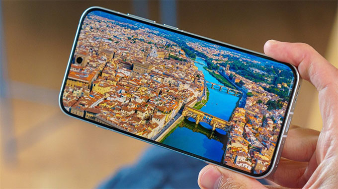 OPPO Reno16 được trang bị màn hình AMOLED phẳng kích thước 6,32 inch