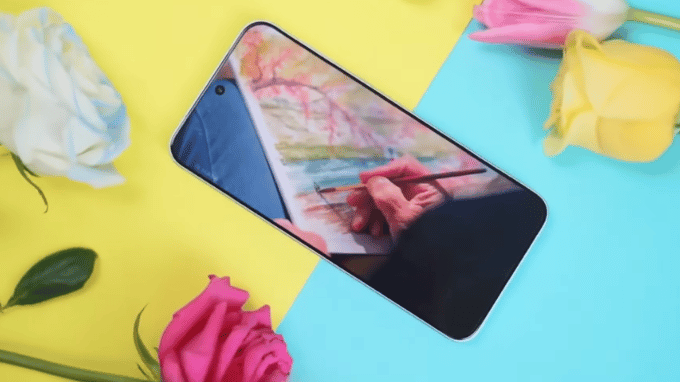 Màn hình Vivo S30 Pro mini sáng và sắc nét