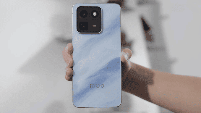 Mua vivo iQOO 15T cũ tại Di Động Mỹ