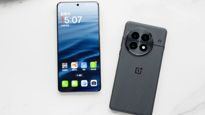 OnePlus 13 sở hữu pin 6000mAh