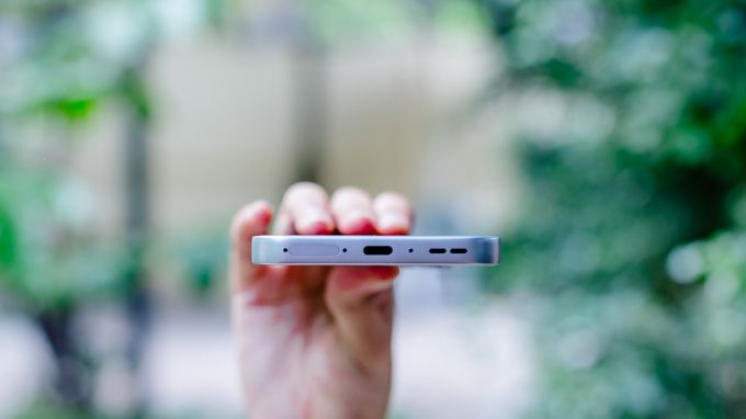 OPPO Reno16 F sở hữu viên pin dung lượng 7000 mAh