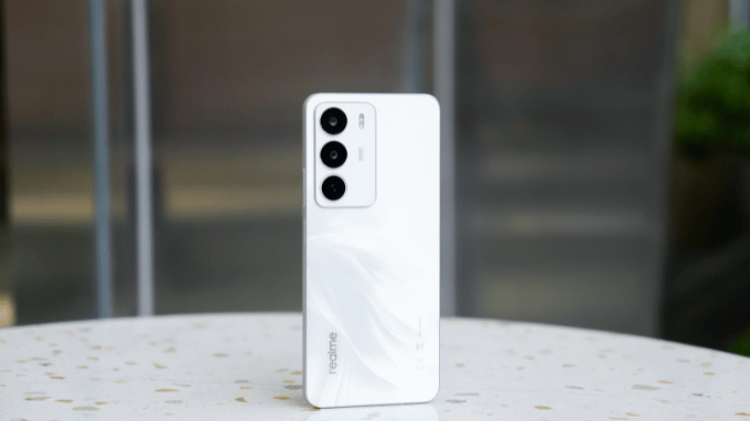 realme C71 có phần yếu thế về pin