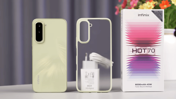 Thân máy Infinix Hot 70 mỏng 7,49 mm