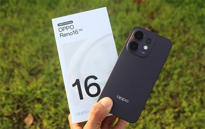 OPPO Reno16 là một trong những chiếc điện thoại nhỏ gọn
