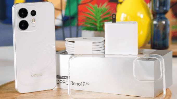 Thiết kế OPPO Reno16 nhỏ gọn với khung nhôm cao cấp