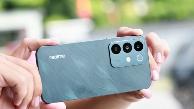 Realme C85 sở hữu ngôn ngữ thiết kế tối giản