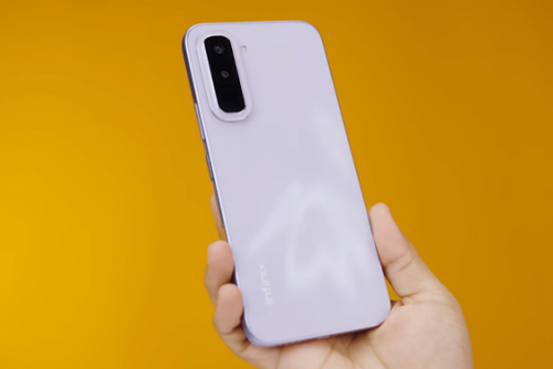Đánh giá Infinix Hot 70: Pin 6000mAh, giá từ 3 triệu