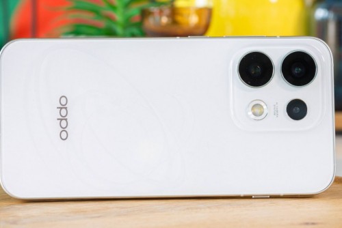 Đánh giá OPPO Reno16 Pro 5G: Có nâng cấp gì?