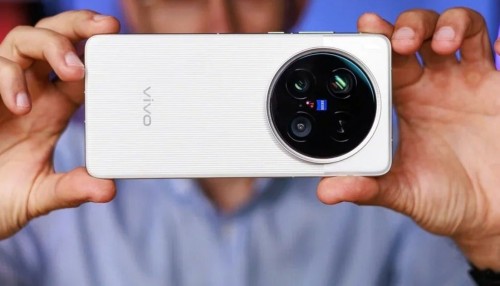 Có nên mua Vivo X300 Ultra cũ? Tại sao Vivo X300 Ultra cũ vẫn hot?