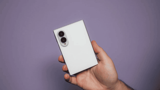 Galaxy Z Fold 8 chỉ nặng 201 g