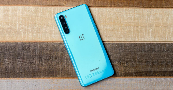 So sánh Google Pixel 4a và OnePlus Nord: Điện thoại tầm trung nào tốt hơn?