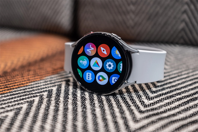 Galaxy Watch mới tiếp tục sử dụng tấm nền Super AMOLED tuyệt đẹp