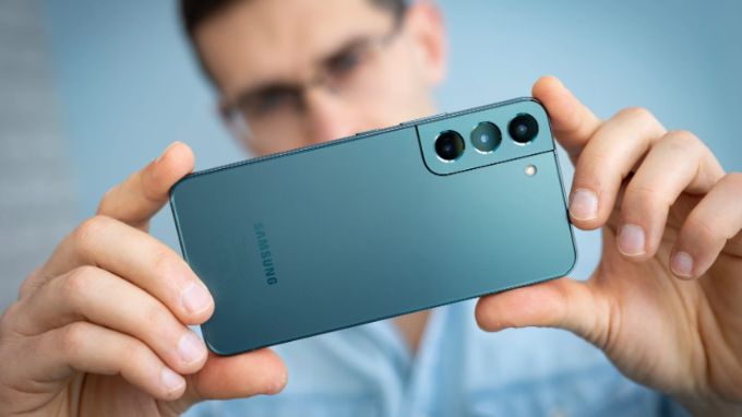 hiệu năng Google Pixel 7 và Samsung Galaxy S22