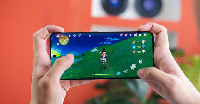 OPPO Reno12 chơi game có tốt không về dung lượng pin