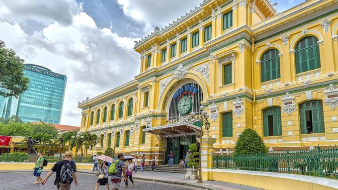 Bưu điện Thành phố Hồ Chí Minh - Quận 1