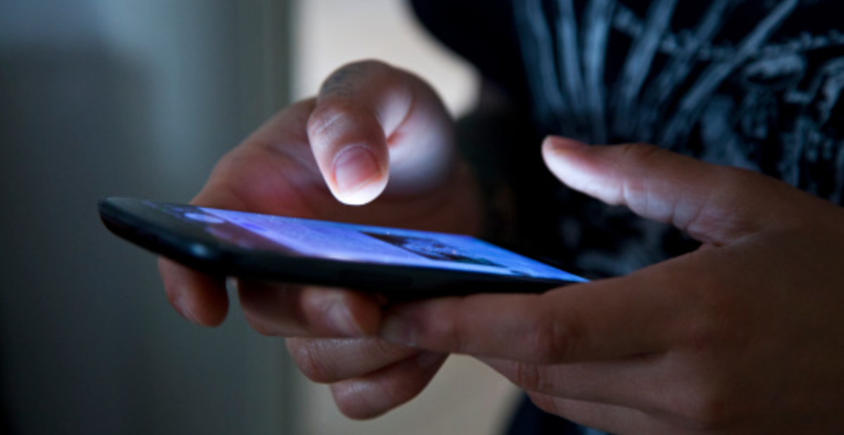 Cách phát hiện điện thoại bị theo dõi, xử lý như thế nào?