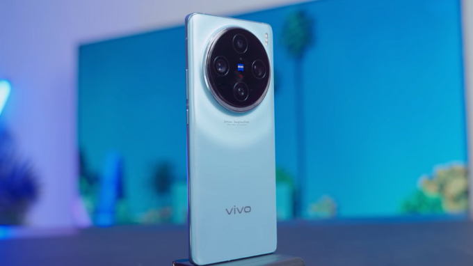 Thiết kế Vivo X100 Pro 5G hiện đại với khung nhôm cao cấp