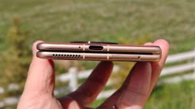 ai trên Honor Magic V3