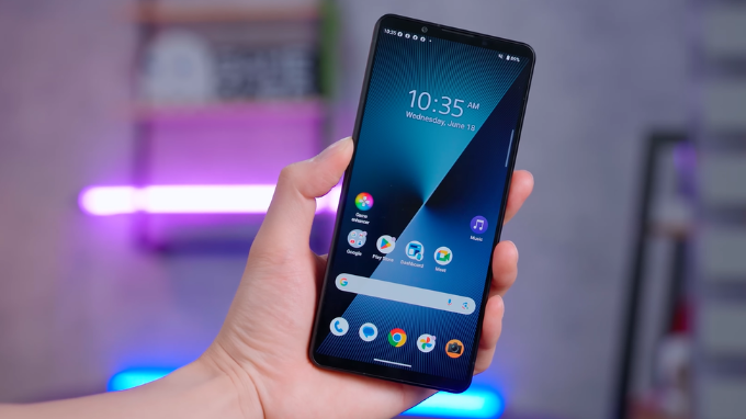 Xperia 1 VII kế thừa di sản âm thanh Sony với jack 3.5mm và công nghệ Walkman