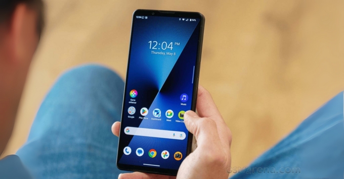 Ảnh minh họa tốc độ sạc nhanh và dung lượng pin giữa Sony Xperia 1 VII và Xiaomi 15 Ultra.