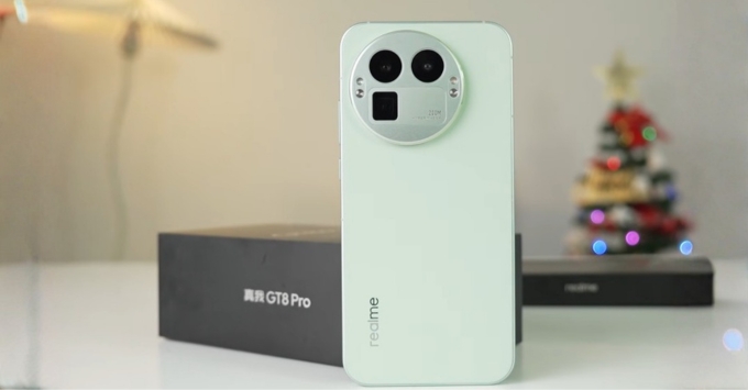 Trải nghiệm Realme GT 8 Pro tại Di Động Mỹ với nhiều ưu đãi độc quyền.
