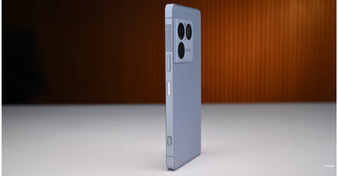 Sony Xperia 1 VIII với thiết kế mỏng nhẹ, khung nhôm và camera sau tối giản