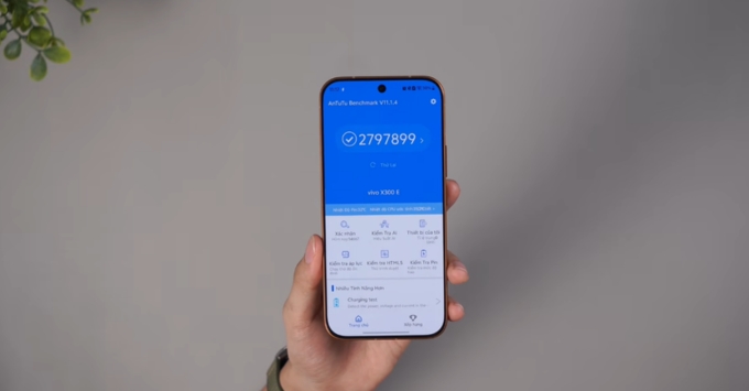Điểm hiệu năng AnTuTu V11 của Vivo X300 E trong bài kiểm tra hiệu năng