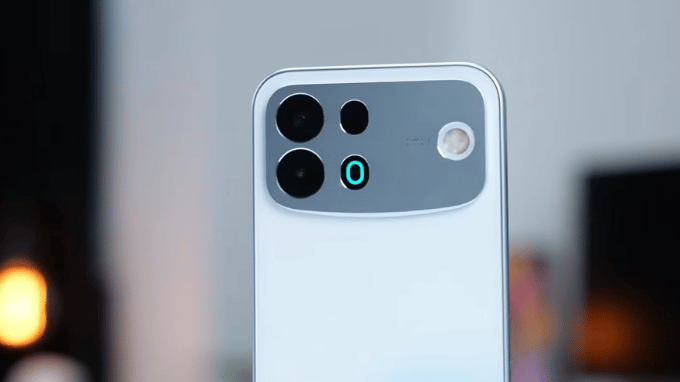 Camera chính OPPO A7 Pro Max có OIS