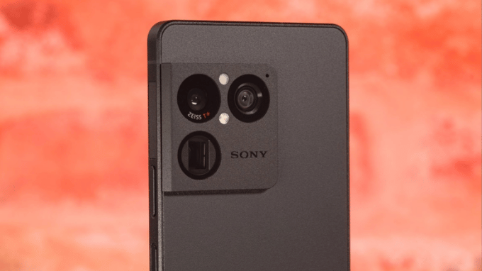 Camera tele lớn hơn là nâng cấp chính của Xperia 1 VIII