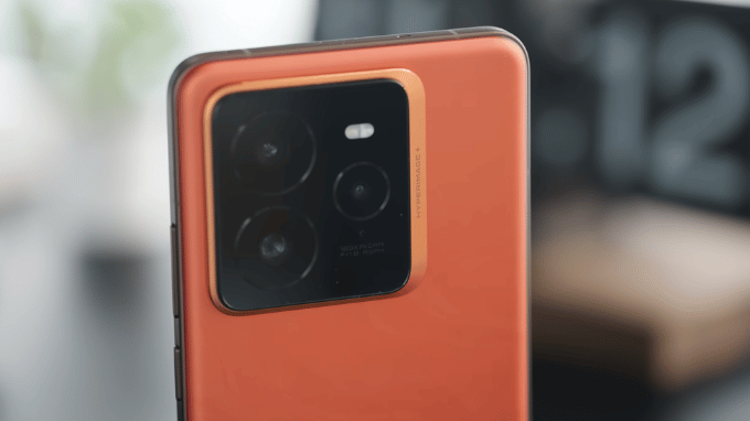 Camera tele 50MP trên Realme GT 7 Pro