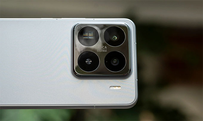 Xiaomi 15 Pro sở hữu hệ thống 3 camera sau hợp tác cùng Leica