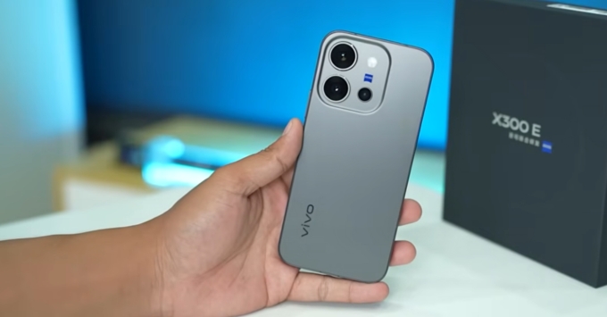 vivo X300e ra mắt với thiết kế sang trọng và bảng màu thời thượng
