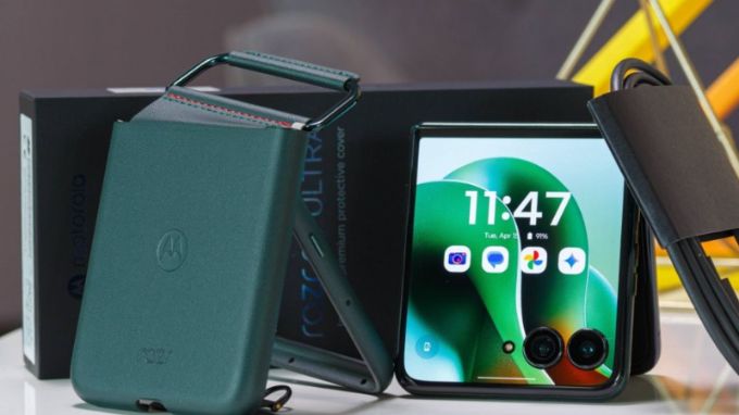 Motorola Razr 60 Ultra trang bị Snapdragon 8 Elite 