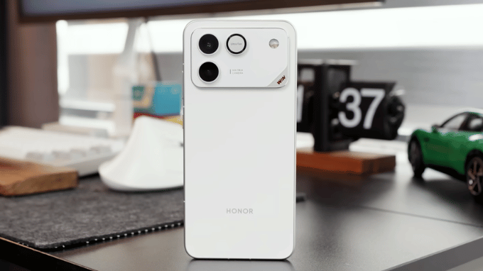 Honor WIN RT 5G mang thiết kế đậm chất gaming