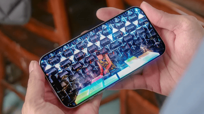Màn hình ProMotion 120Hz trên iPhone 17