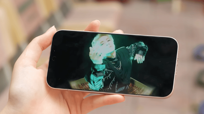 Màn hình 120Hz sáng rõ trên Xiaomi 17