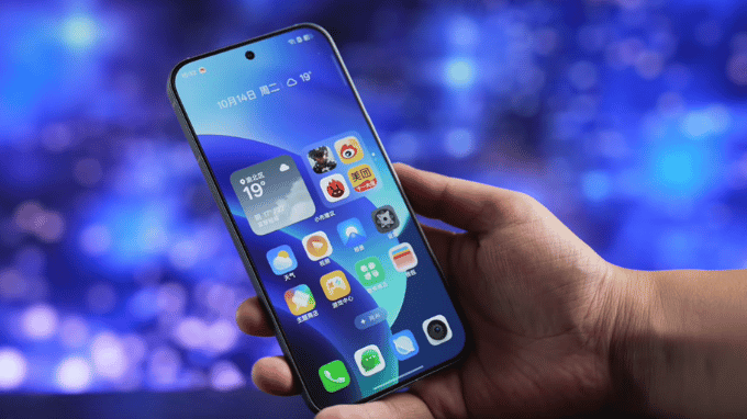 Màn hình 2K trên realme GT8 cũ vẫn sắc nét