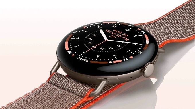Google Pixel Watch 5 có màn hình Actua 360 với thiết kế dạng cong tràn viền