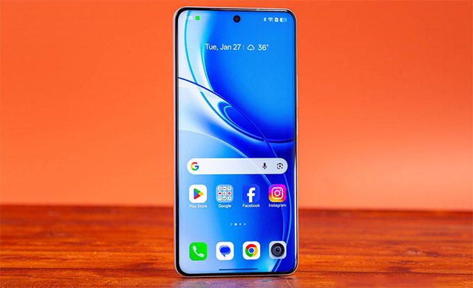Realme P4 Power trang bị màn hình AMOLED cong 4 cạnh 6,8 inch