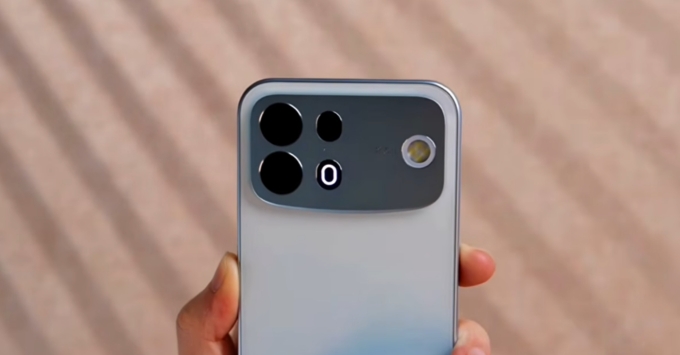 Hệ thống camera 50MP trên OPPO A7 Pro Max biến mọi khoảnh khắc thường ngày thành những tác phẩm nghệ thuật sắc nét.
