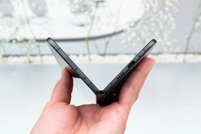 pin-pixel-11-pro-fold-Đện thoại màn hình gập Pixel 11 Pro Fold trang bị viên pin 4.750 mAh