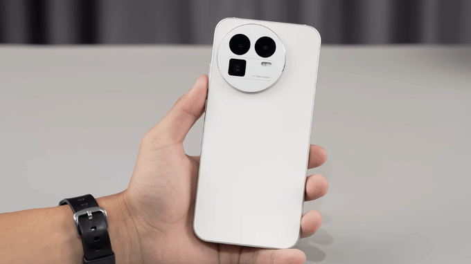 realme GT8 cũ giúp tiết kiệm chi phí flagship