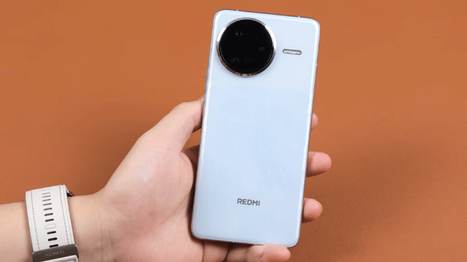 Thiết kế mặt lưng Redmi K80 Pro