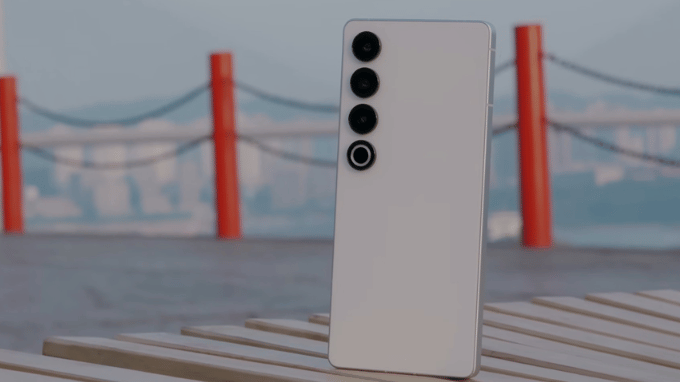 Thiết kế Meizu 21 Pro vuông vức cao cấp