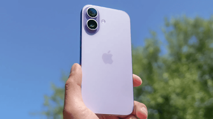 Thiết kế nhôm gọn nhẹ của iPhone 17