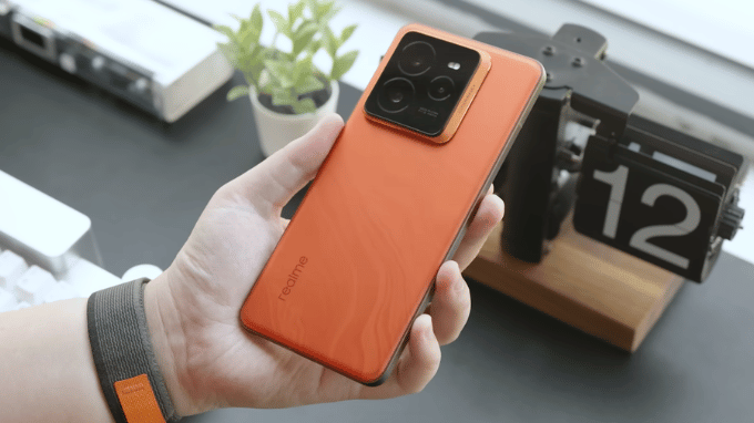 Realme GT 7 Pro mang thiết kế đậm chất hiệu năng