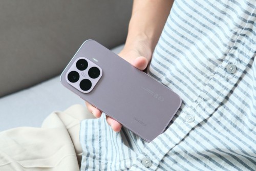 Nothing Phone (4b) và Xiaomi 17T: Lựa chọn nào tốt hơn cho người dùng