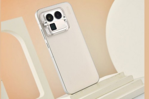 So sánh Realme GT8 Pro và Realme GT7 Pro: Có nên nâng cấp ngay lúc này
